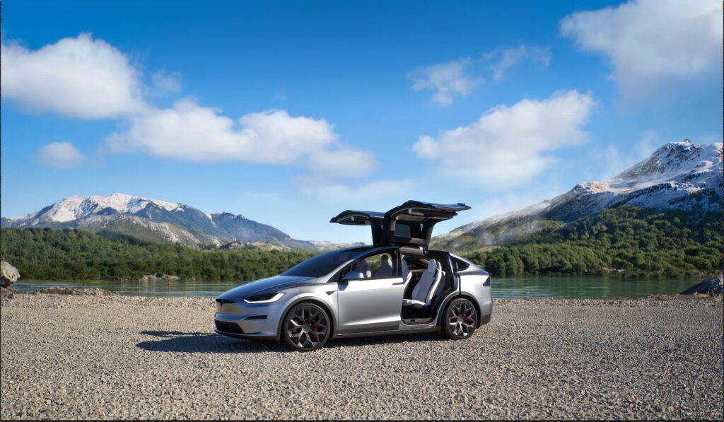 Tesla Model X 2025 parked in a modern driveway – Tesla referral program activated with savings